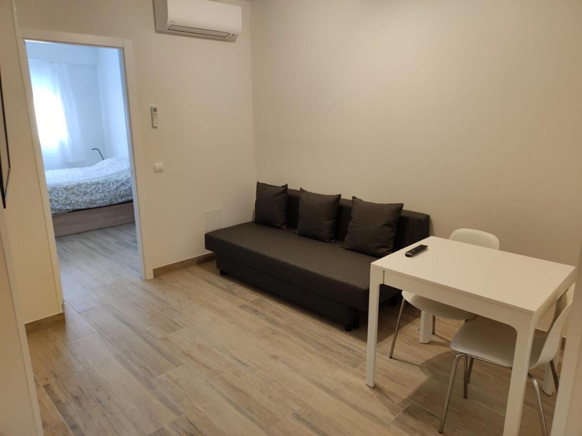 Madrid Rio Apartments ภายนอก รูปภาพ